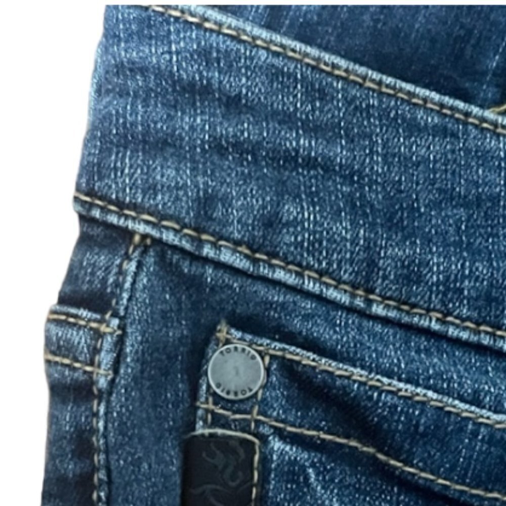 TORRID Denim Medium Blue Sophia Crop Button Pocket Jeans Size 12 NWT - Picture 3 of 14